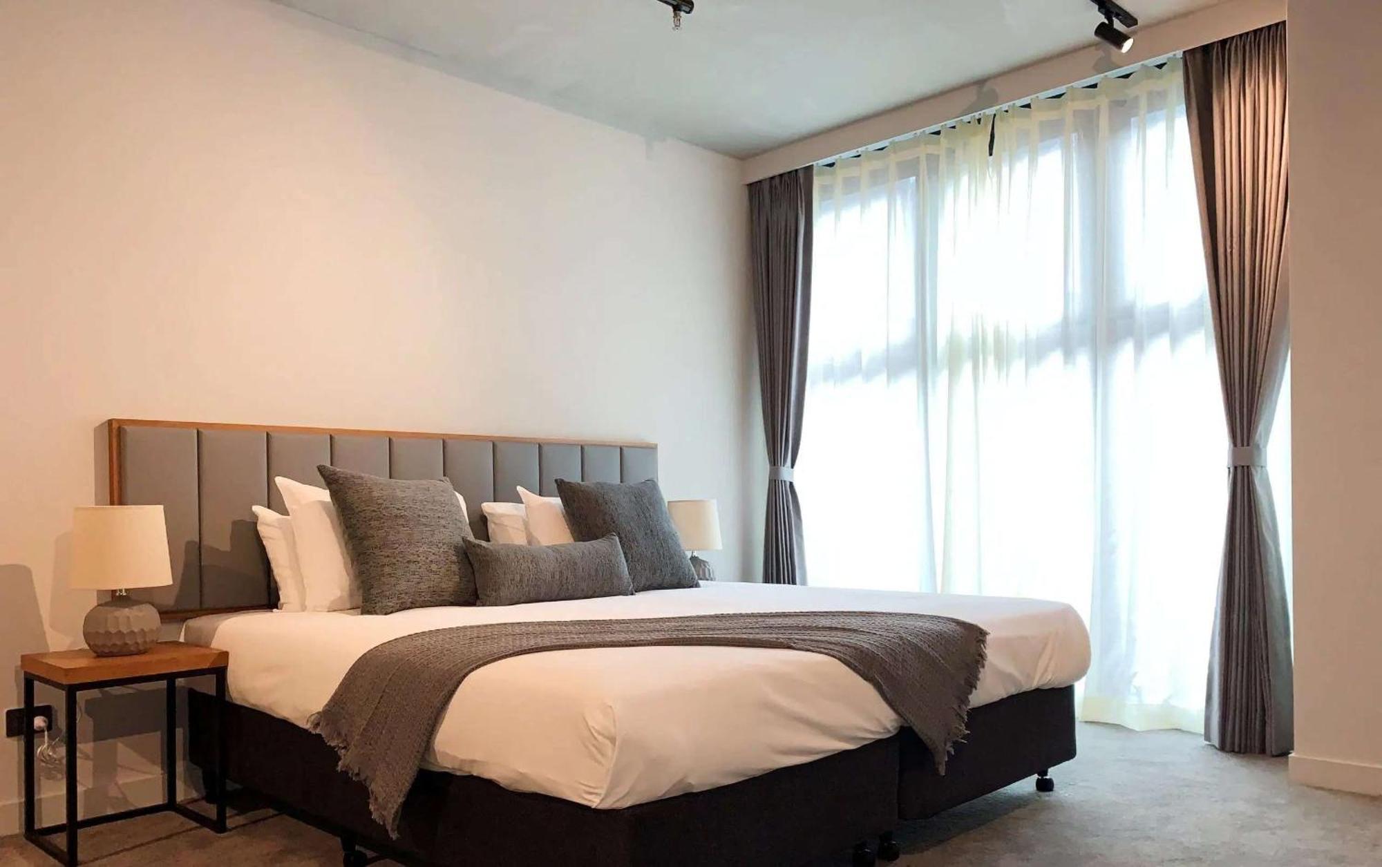 Clarion South Hotel